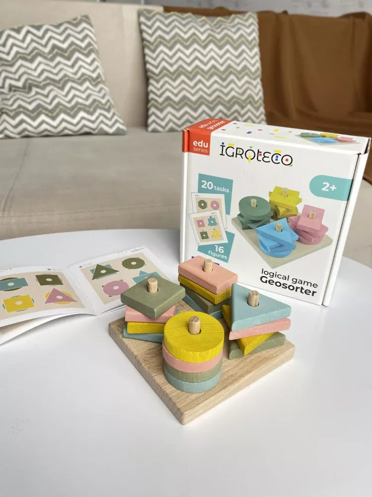 Igroteco žaidimas, Mokausi geometrines formas